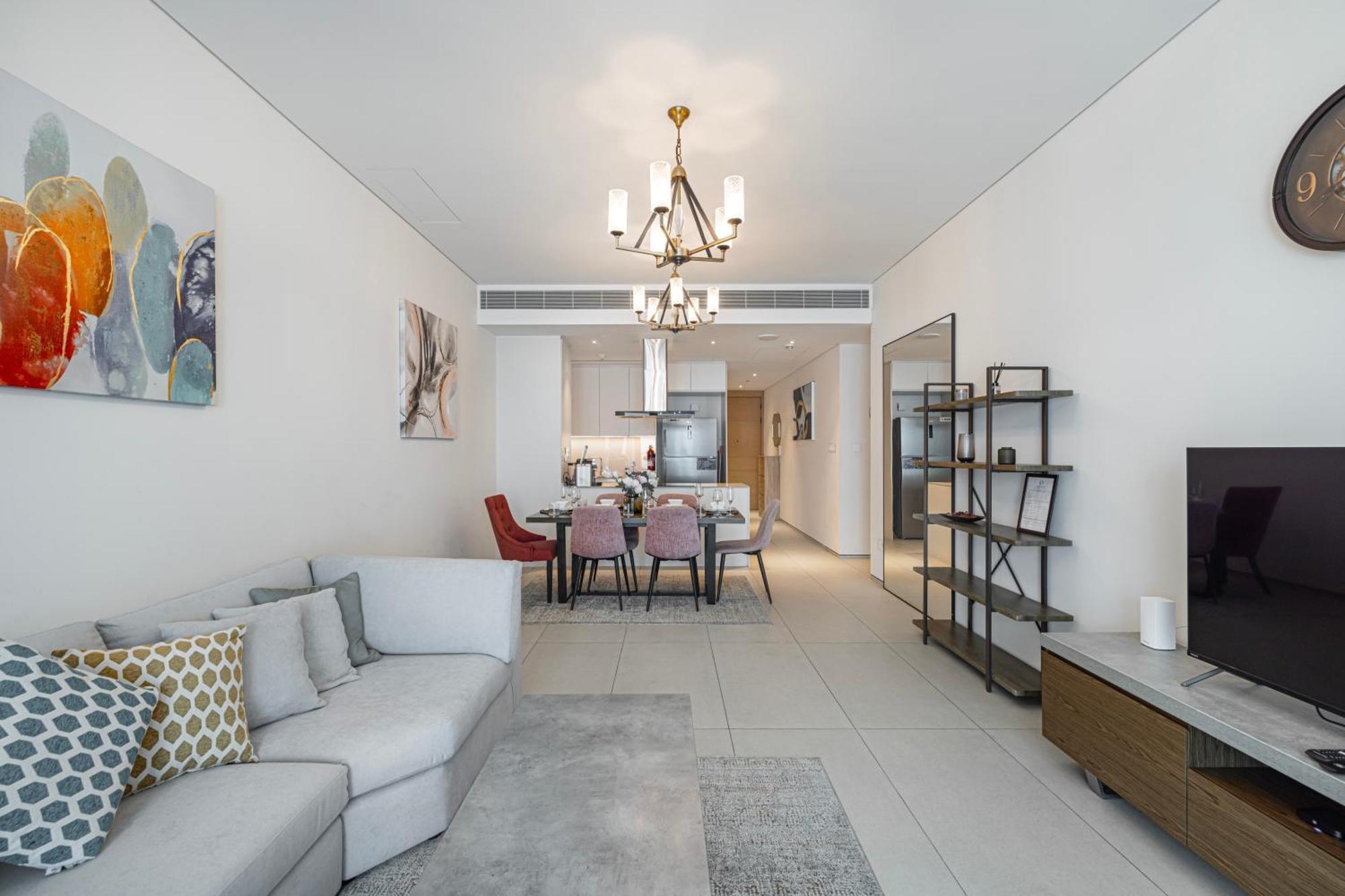 Daniels 3br Maids In Address Jbr Eye View * Dubai