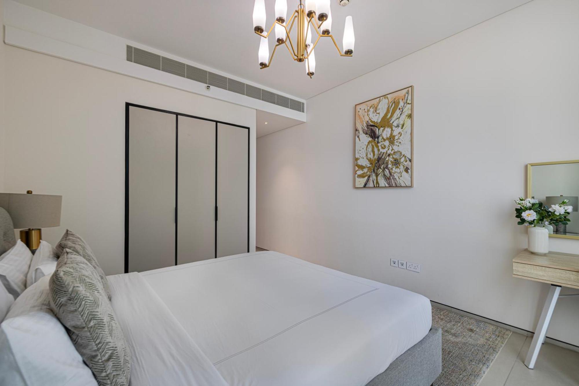Daniels 3br Maids In Address Jbr Eye View Holiday home Dubai