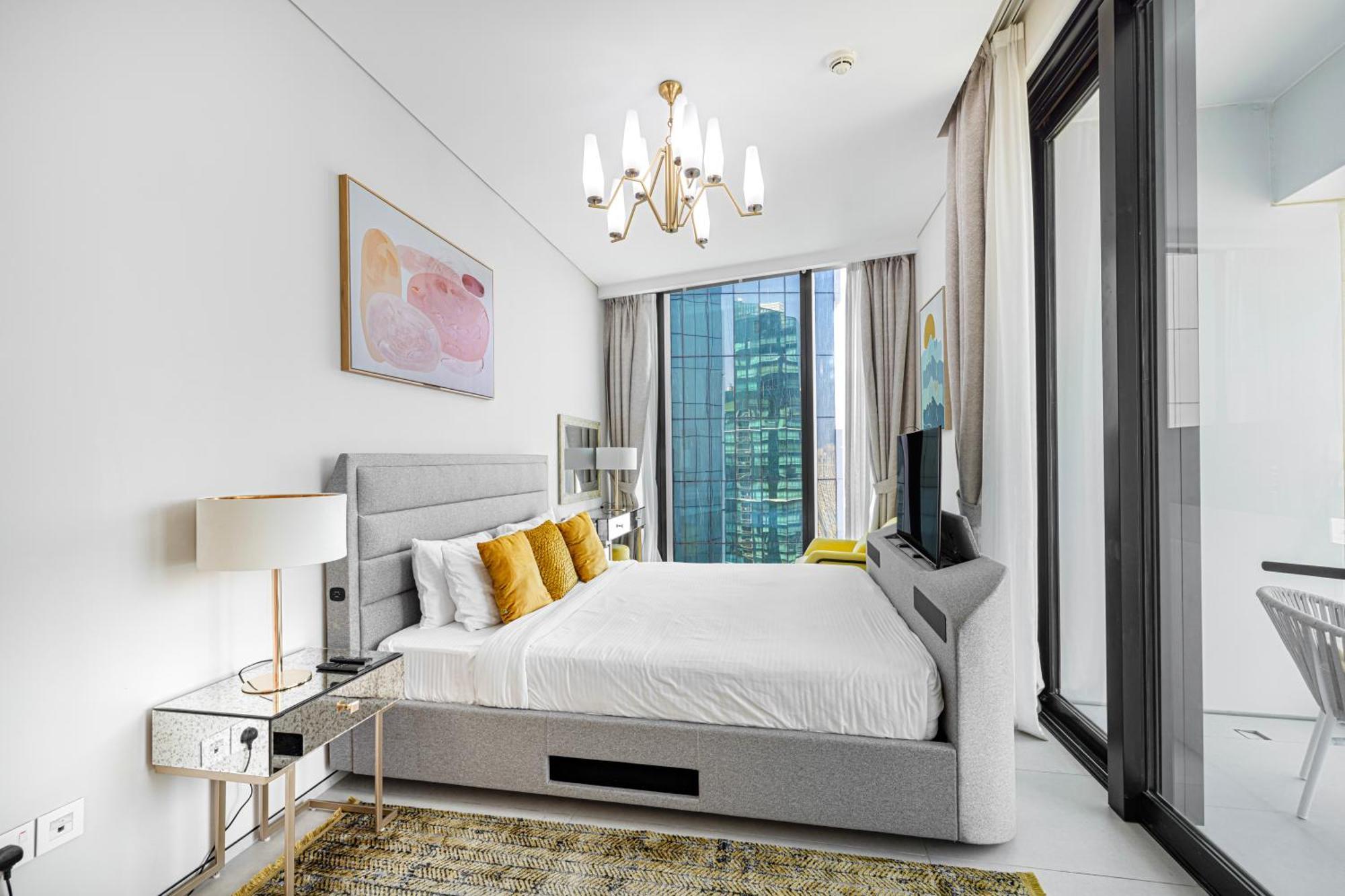Daniels 3br Maids In Address Jbr Eye View Holiday home